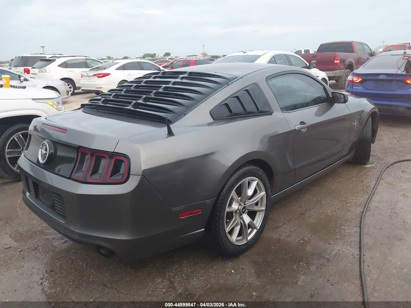 2014 Ford Mustang V6