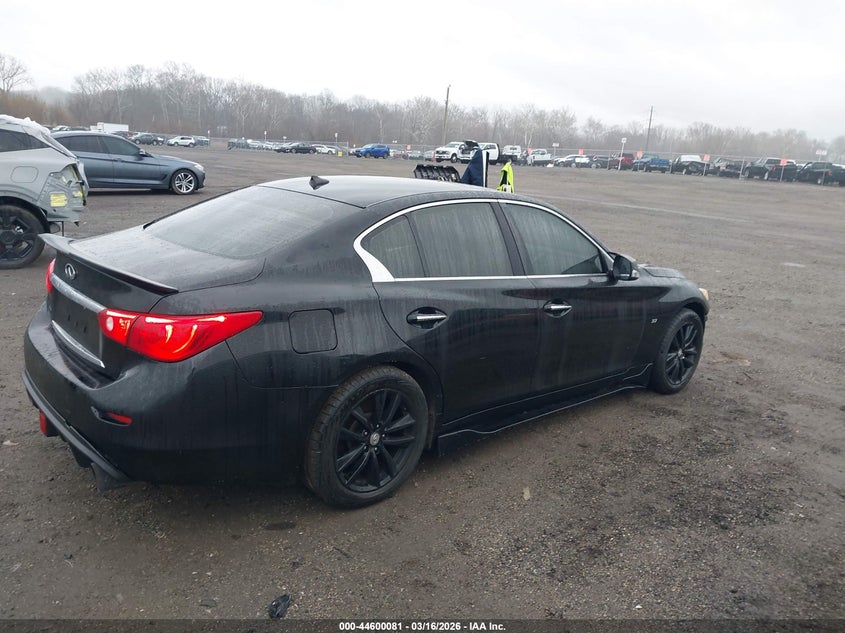 2015 Infiniti Q50 Premium