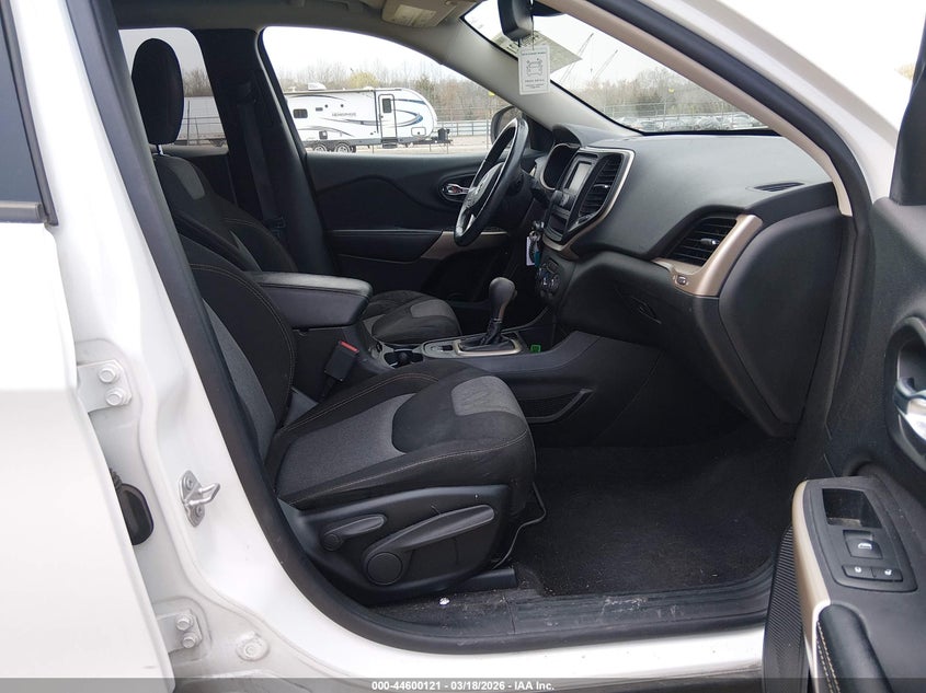 2017 Jeep Cherokee Altitude Fwd