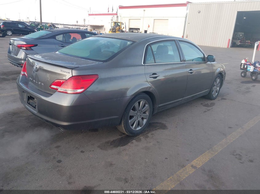 2005 Toyota Avalon Touring