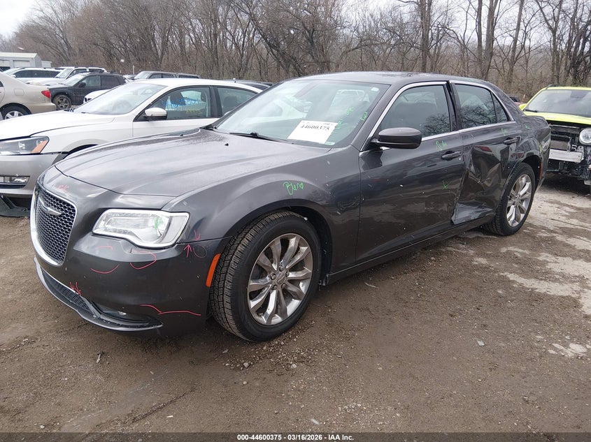 2015 Chrysler 300 Limited