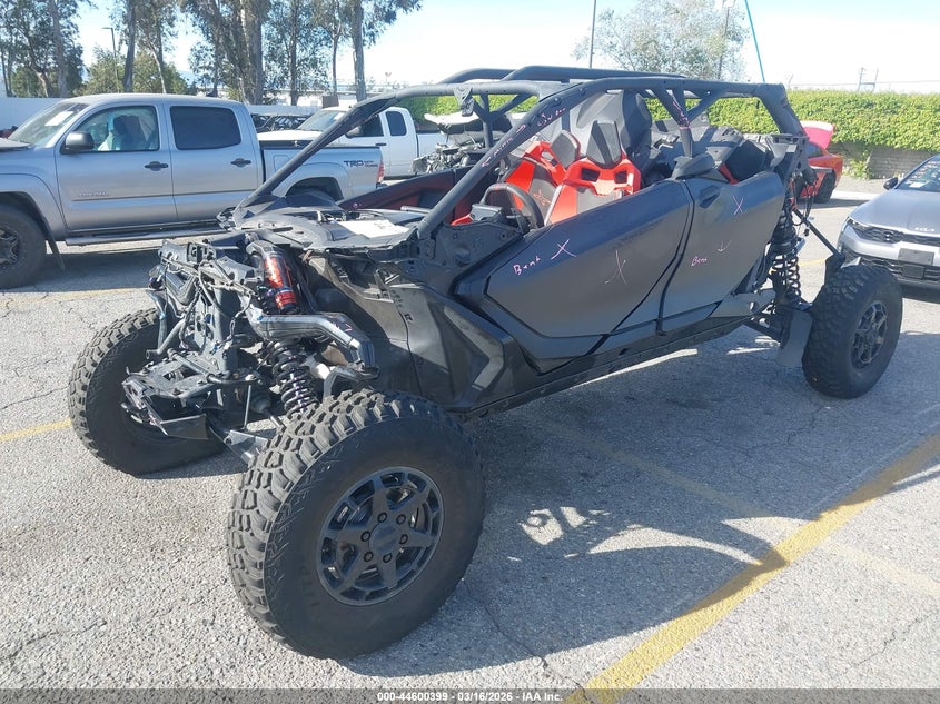 2025 CAN-AM MAVERICK R MAX auction photo 2