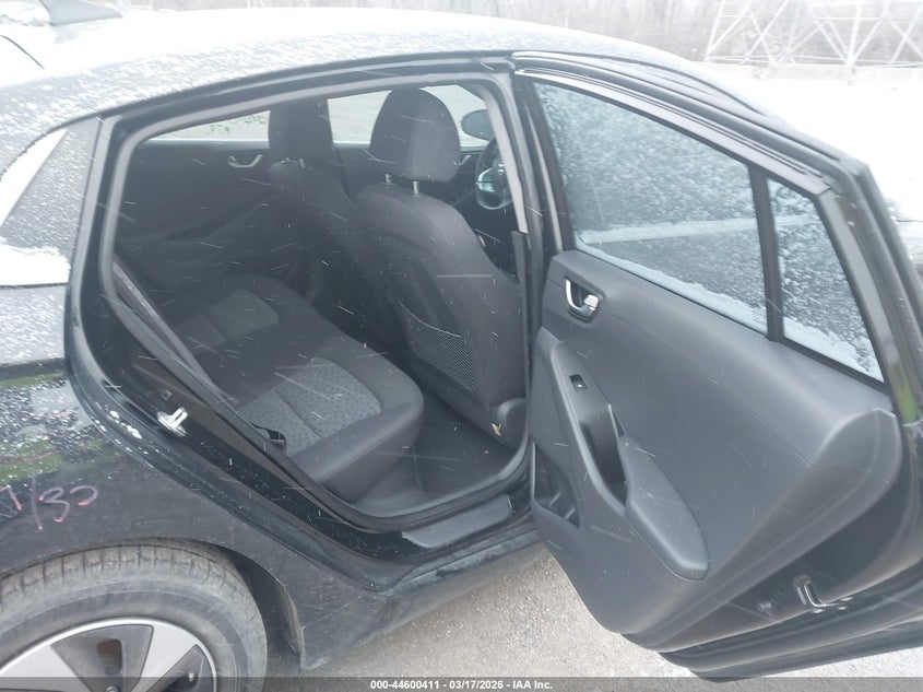 VIN KMHC75LC6HU057265 2017 HYUNDAI IONIQ HYBRID SEL