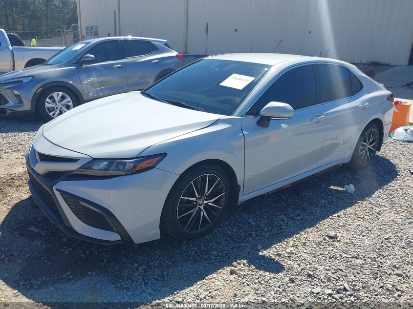 2022 Toyota Camry Se