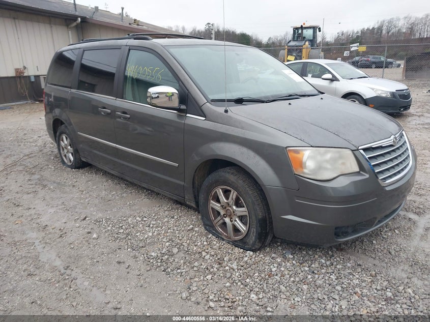 2010 Chrysler Town & Country Touring