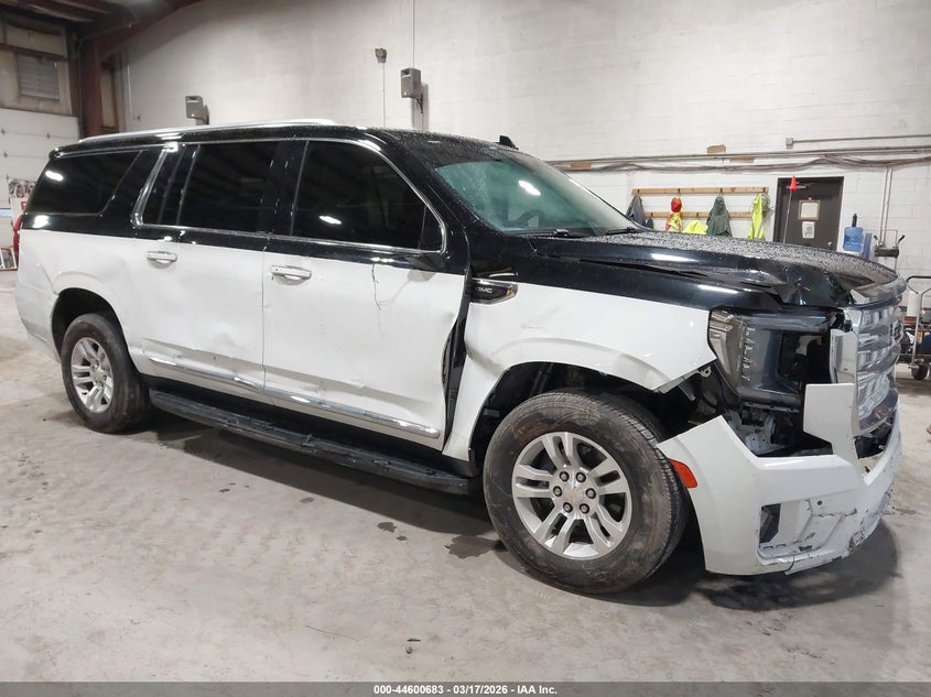 2021 GMC Yukon Xl 4Wd Slt