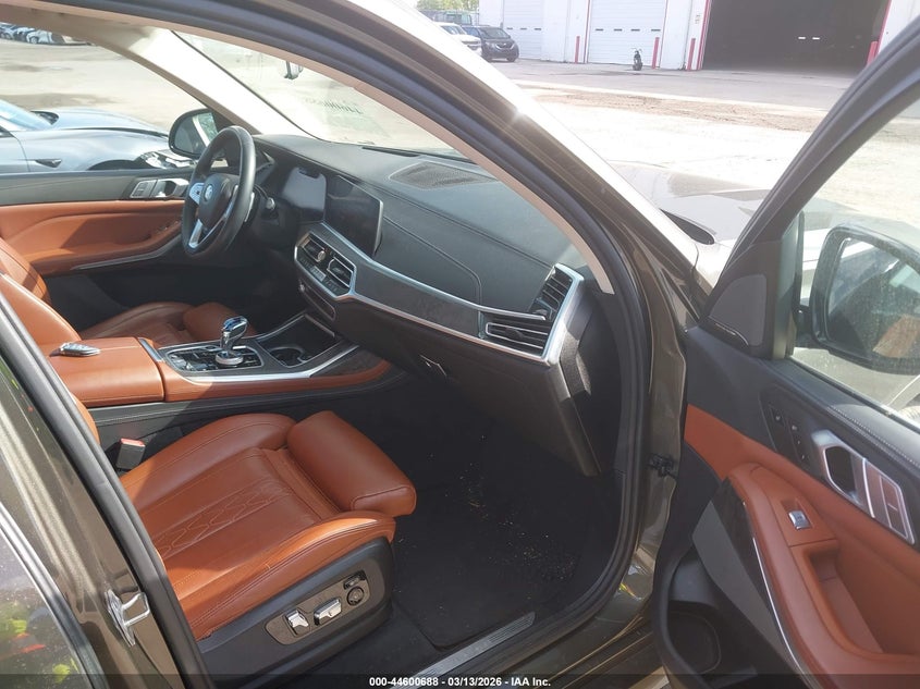 2021 BMW X7 xDrive40I