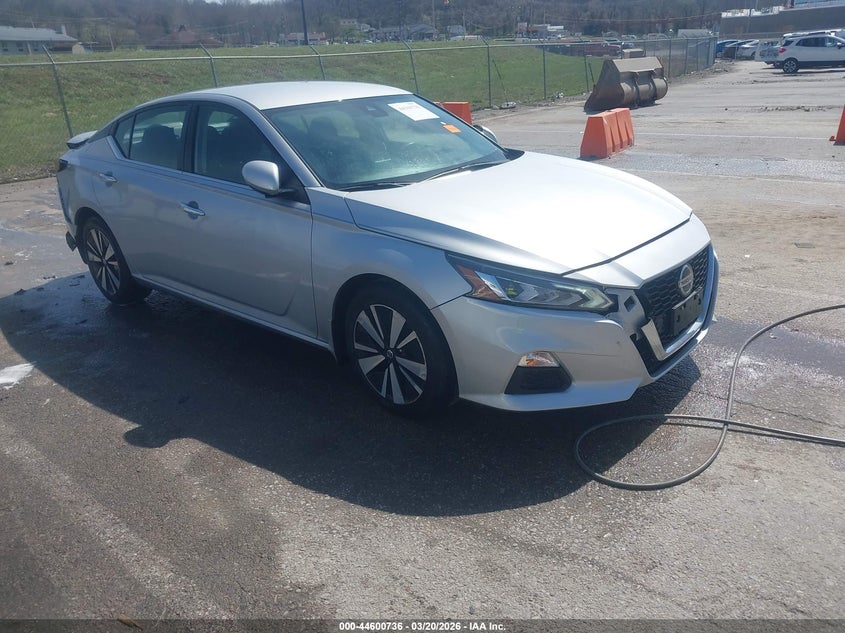 2022 Nissan Altima Sv Fwd