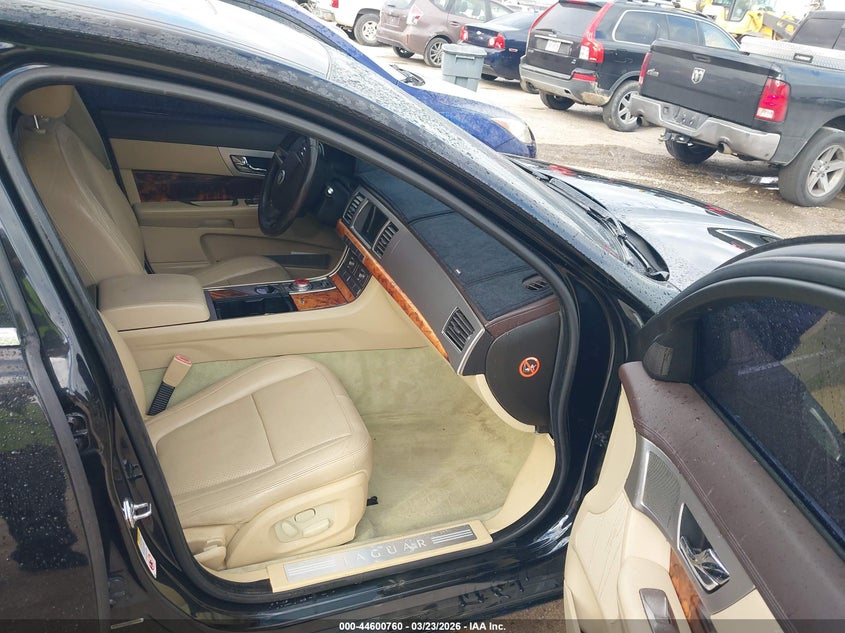 2010 Jaguar Xf Premium