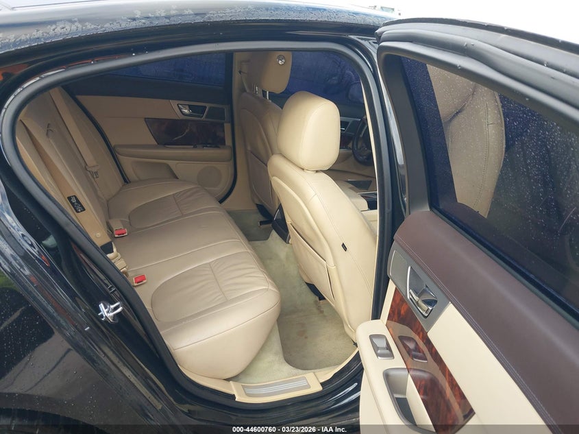 2010 Jaguar Xf Premium VIN: SAJWA0GB8ALR58769 Lot: 44600760