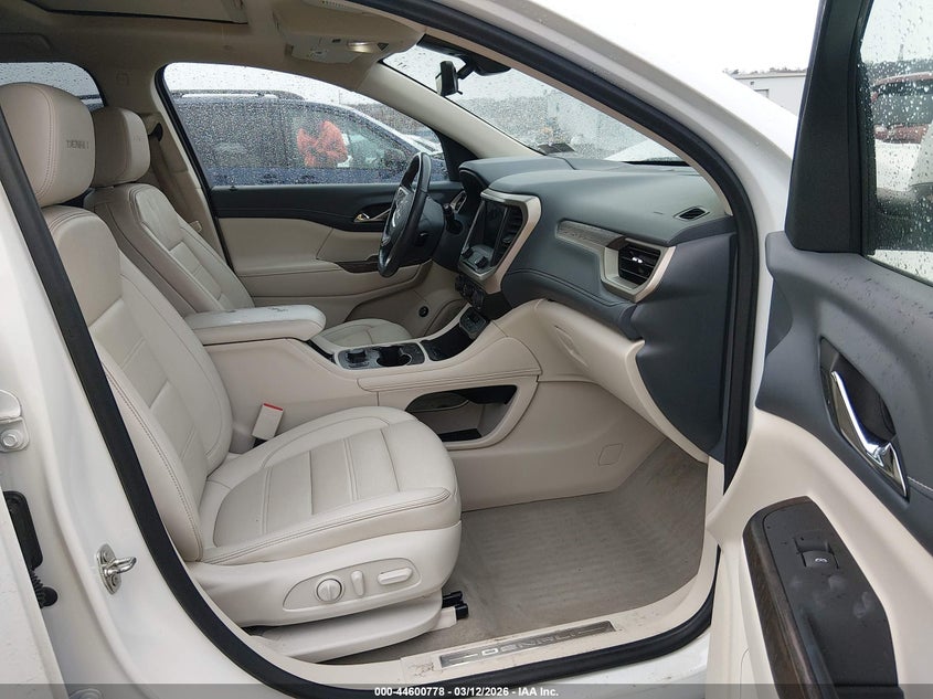 2022 GMC Acadia Awd Denali