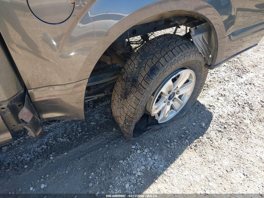2015 FORD F-150 auction photo 6