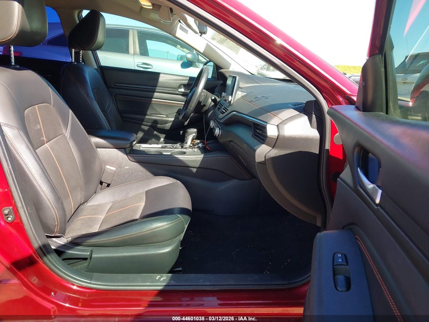 2019 Nissan Altima 2.5 Sr