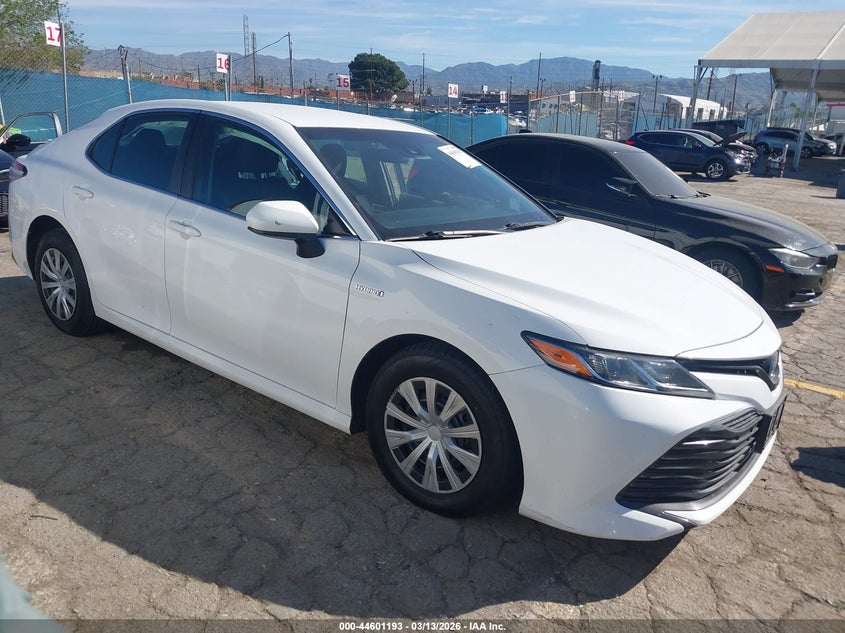 2018 Toyota Camry Hybrid Le