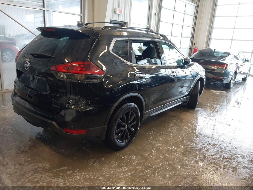 2018 Nissan Rogue Sv