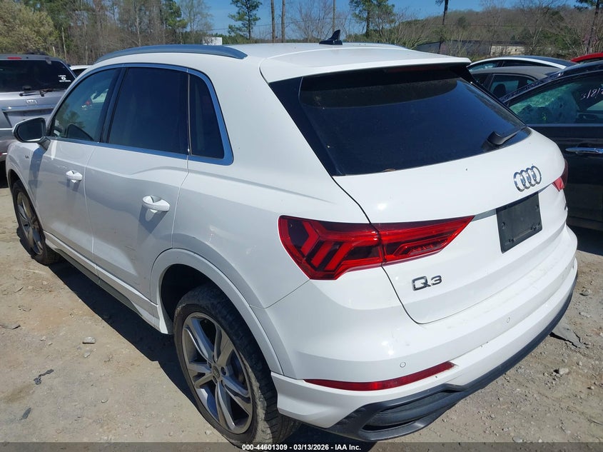 2022 Audi Q3 Premium 45 Tfsi S Line Quattro Tiptronic