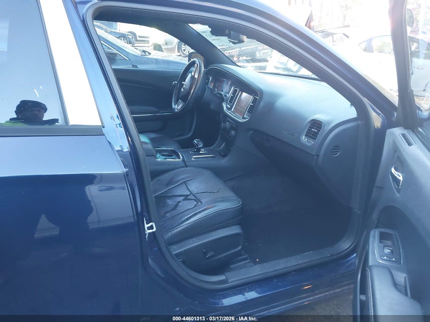 2013 Dodge Charger Sxt