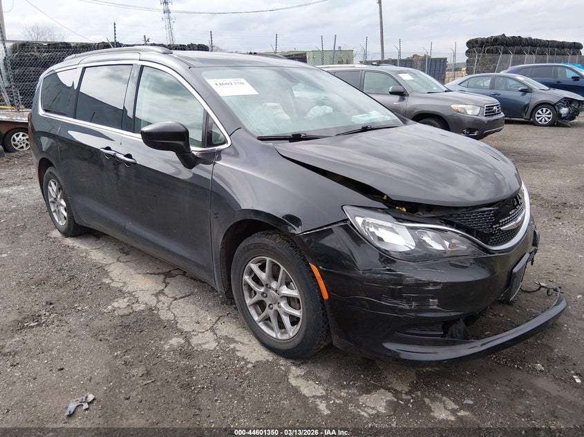2021 Chrysler Voyager Lxi