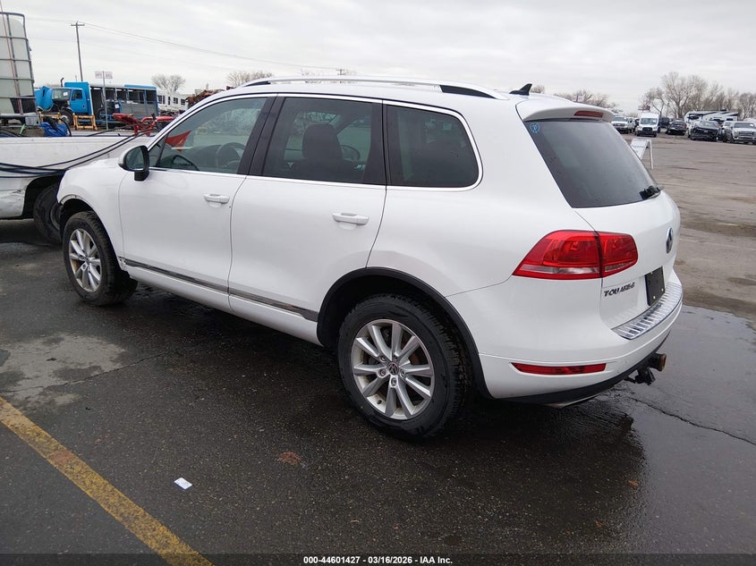 2014 Volkswagen Touareg 3.6L Sport
