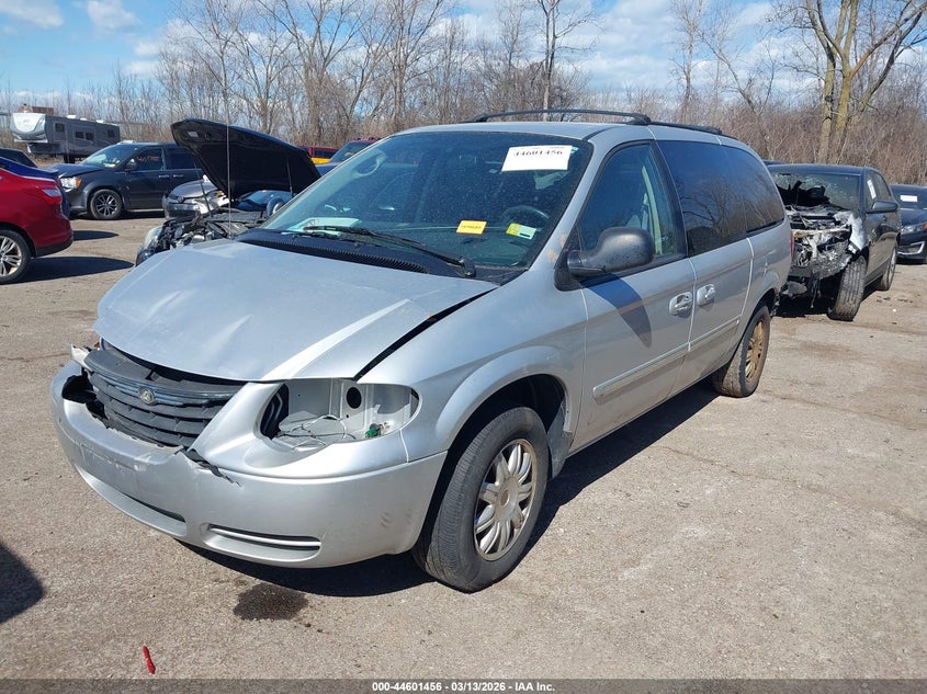 2007 Chrysler Town & Country Touring
