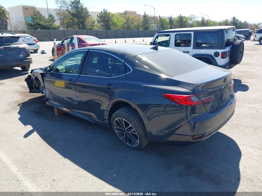 2025 Toyota Camry Xle