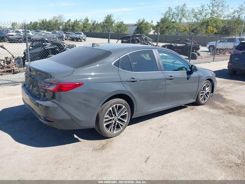 2025 Toyota Camry Xle