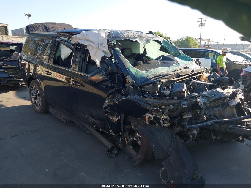 2023 CHEVROLET SUBURBAN  (VIN: 1GNSCBKD1PR225679)