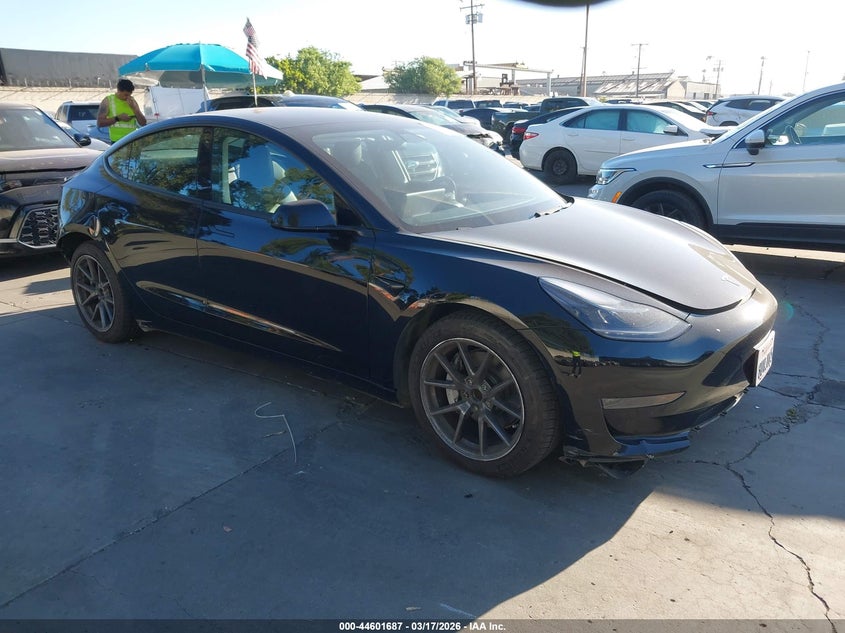 2021 Tesla Model 3 Standard Range Plus Rear-Wheel Drive