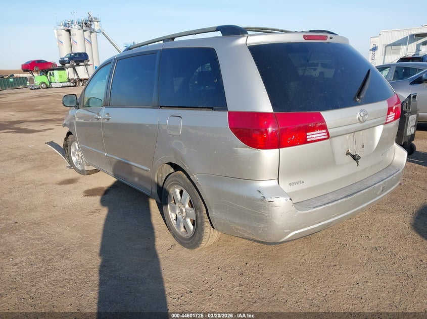 2005 Toyota Sienna Le