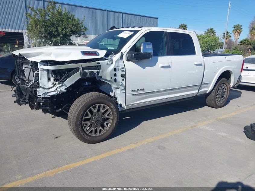 2026 Ram 3500 Limited 4X4 6'4 Box