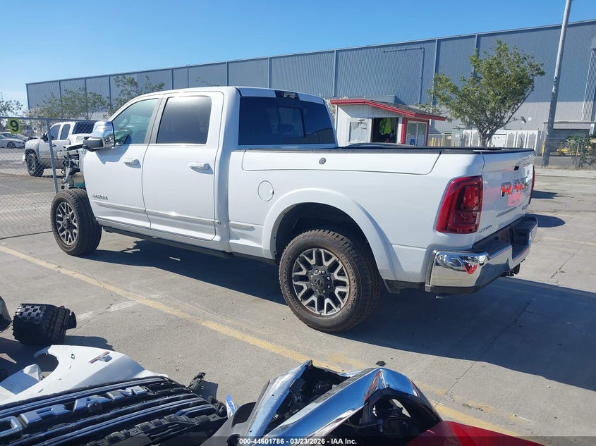 2026 Ram 3500 Limited 4X4 6'4 Box