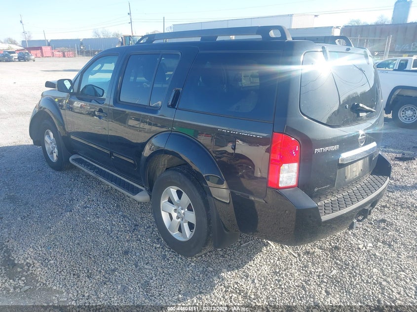 2011 Nissan Pathfinder Sv