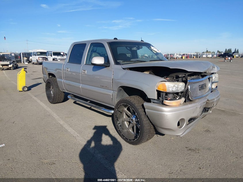 2005 GMC SIERRA 1500 DENALI