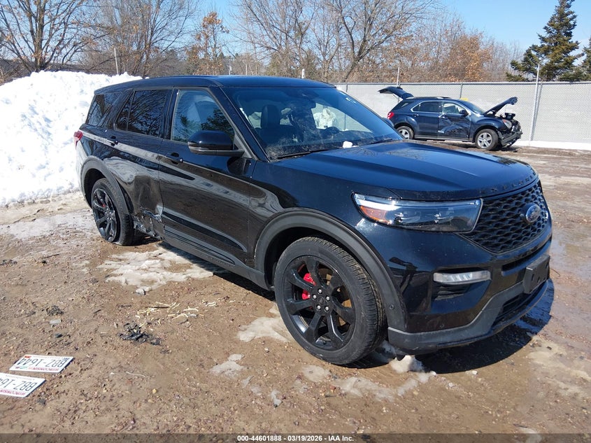 2022 Ford Explorer St