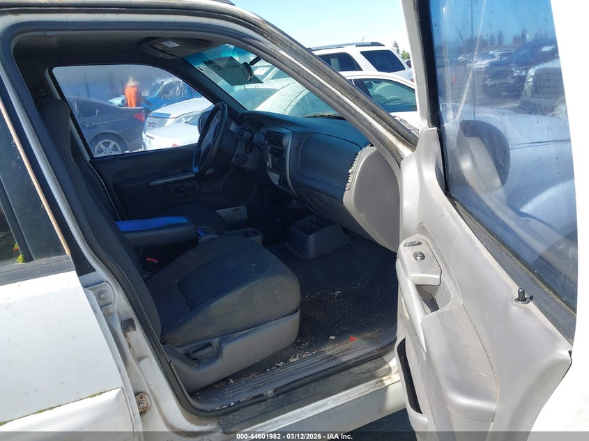 2001 Ford Explorer Sport Trac