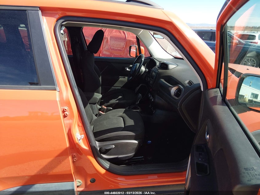 2015 Jeep Renegade - vista 5