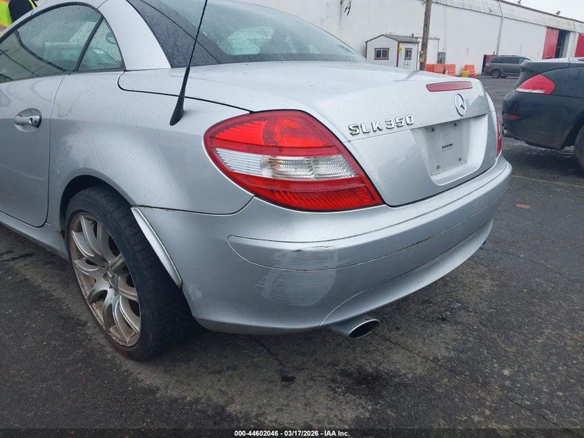 2005 Mercedes-Benz Slk 350 VIN: WDBWK56F55F033852 Lot: 44602046