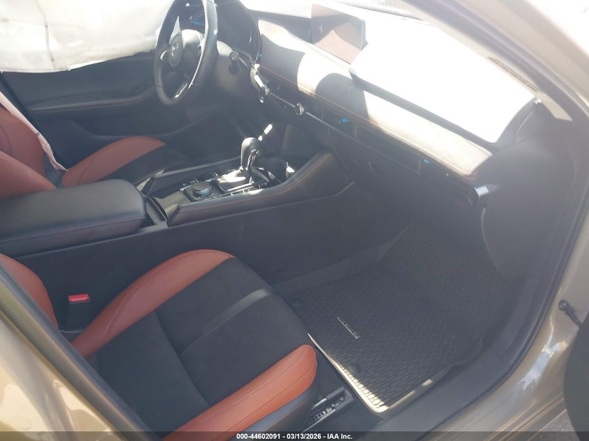 2025 Mazda Mazda3 2.5 Carbon Turbo