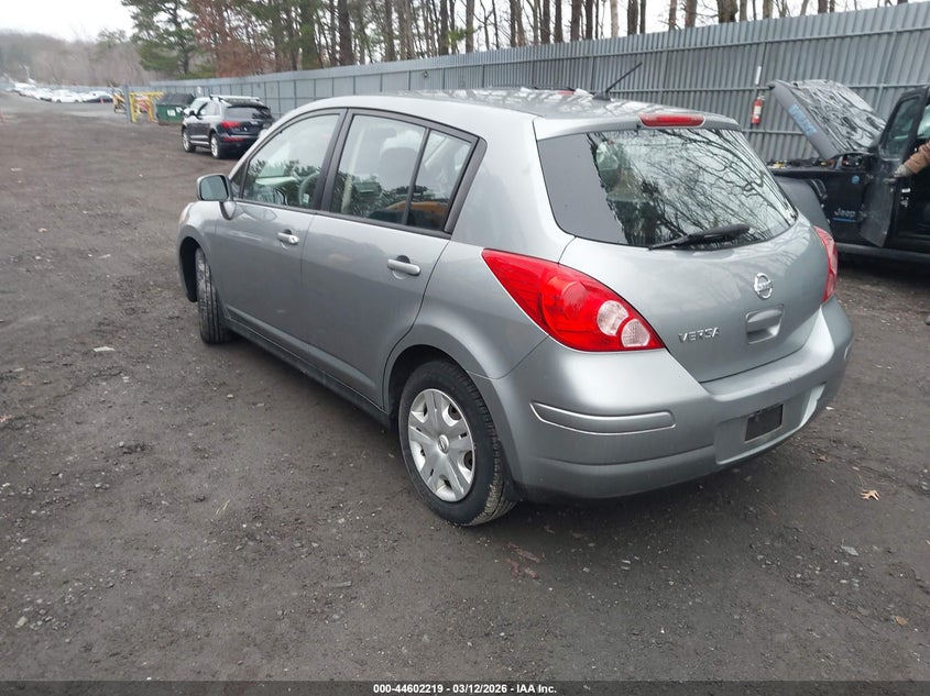 2010 Nissan Versa 1.8S