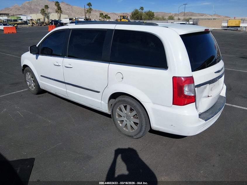 2014 Chrysler Town & Country Touring