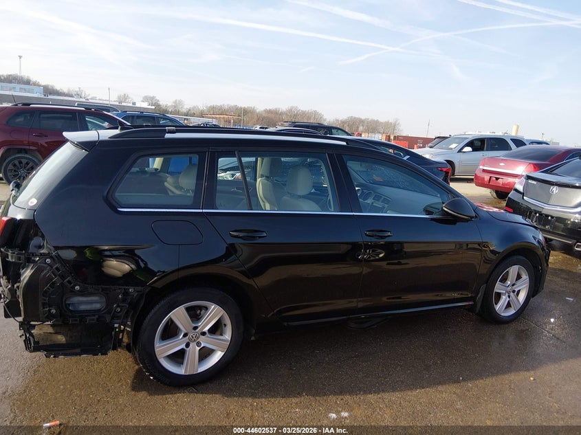 2015 Volkswagen Golf Sportwagen Tdi S 4-Door VIN: 3VWFA7AU8FM504977 Lot: 44602537