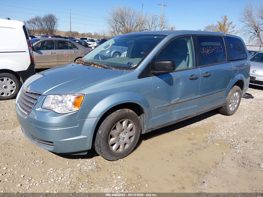 2008 Chrysler Town & Country Lx