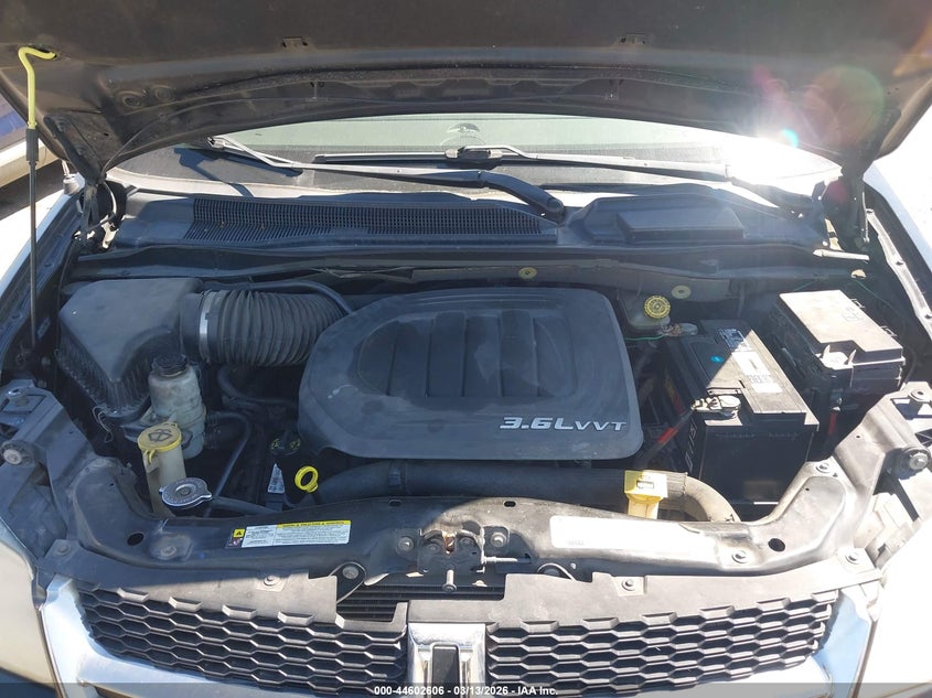 2012 Dodge Grand Caravan Crew #10