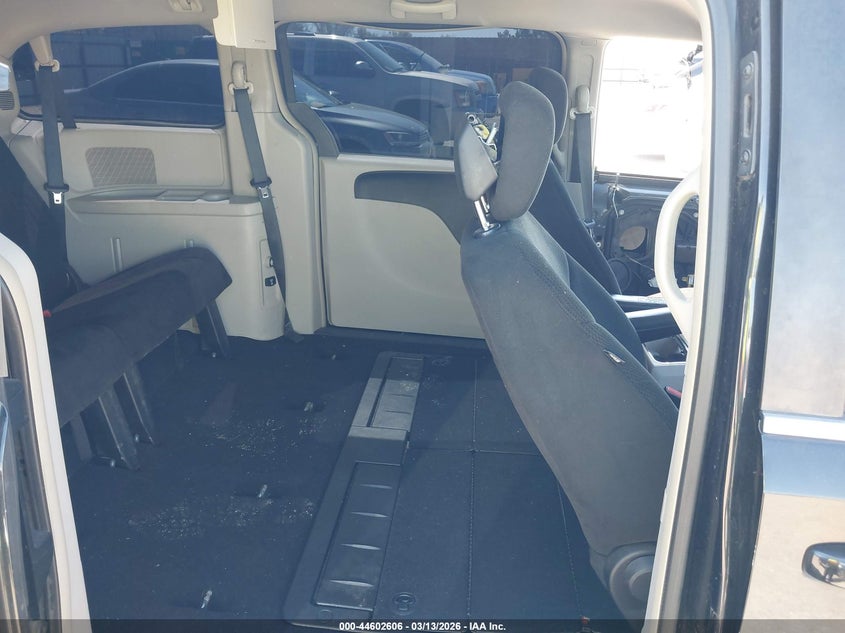2012 Dodge Grand Caravan Crew #8