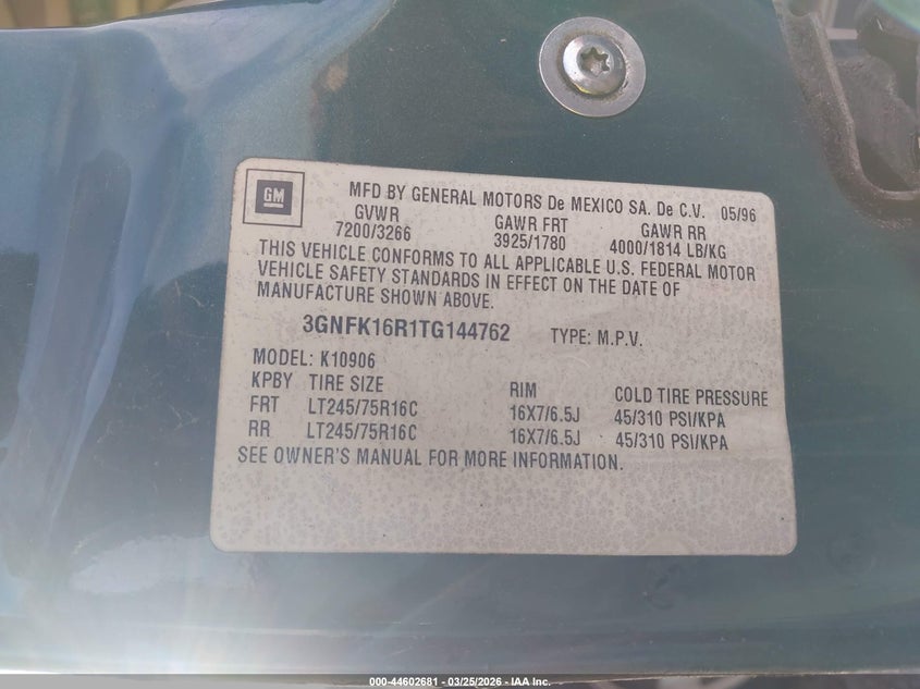 1996 Chevrolet Suburban K1500 VIN: 3GNFK16R1TG144762 Lot: 44602681