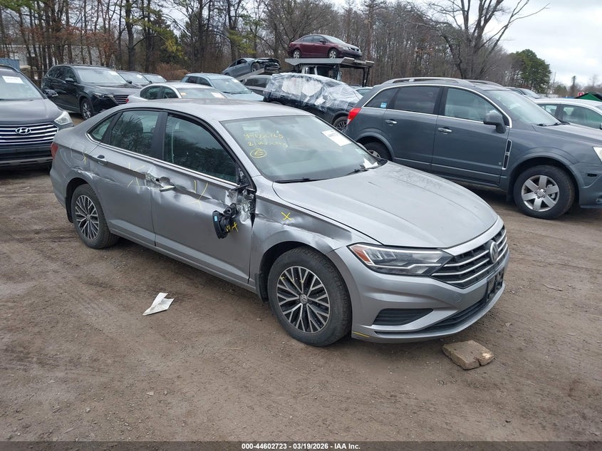2021 VOLKSWAGEN JETTA 1.4T R-LINE/1.4T S/1.4T SE — Галерея фотографий