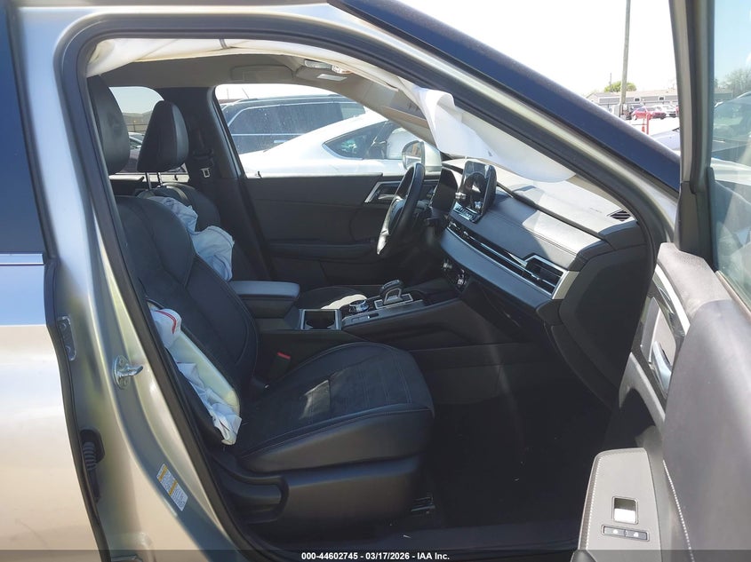 2024 Mitsubishi Outlander Se 2.5 2Wd/Se Black Edition S-Awc/Se Black Edition W/Pano Roof S-Awc