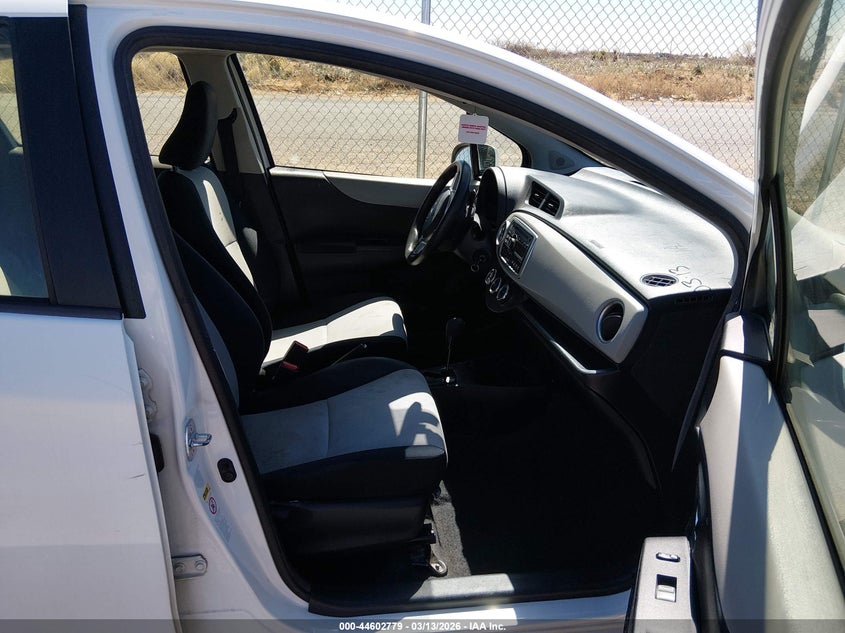 2012 Toyota Yaris Le