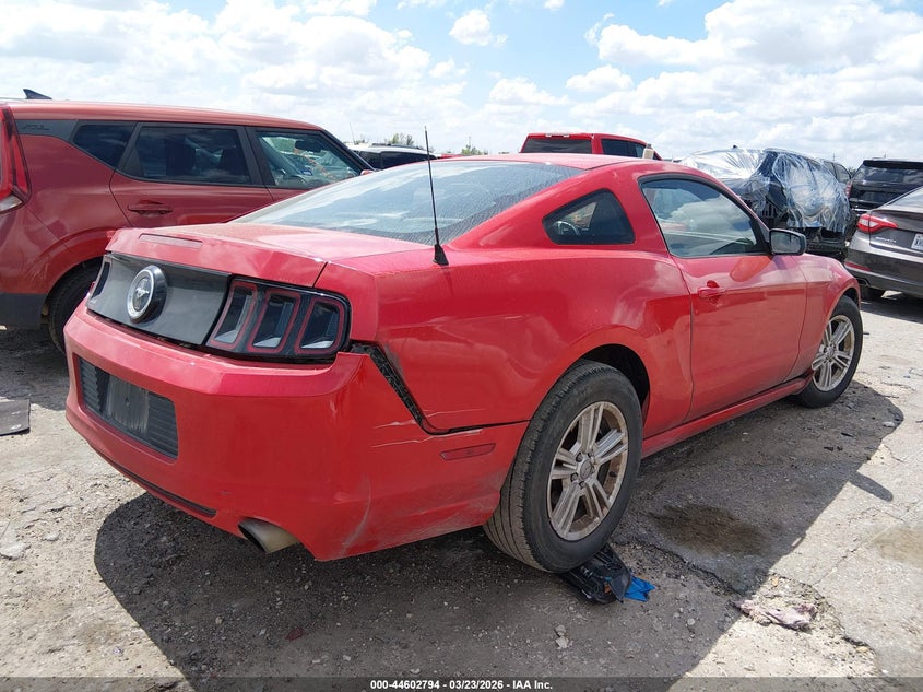 2014 Ford Mustang V6