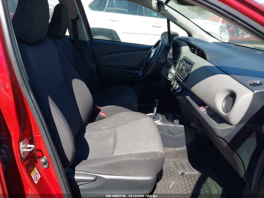 2017 TOYOTA YARIS auction photo 5